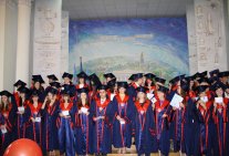 Вручення дипломів випускникам Юридичного інституту